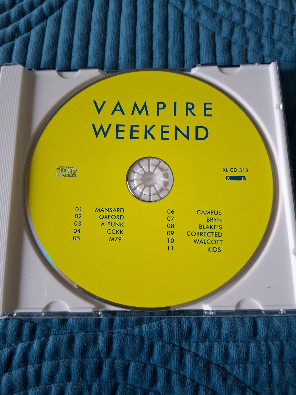 Vampire Weekend CD Album - Vampire Weekend - Picture 4 of 6